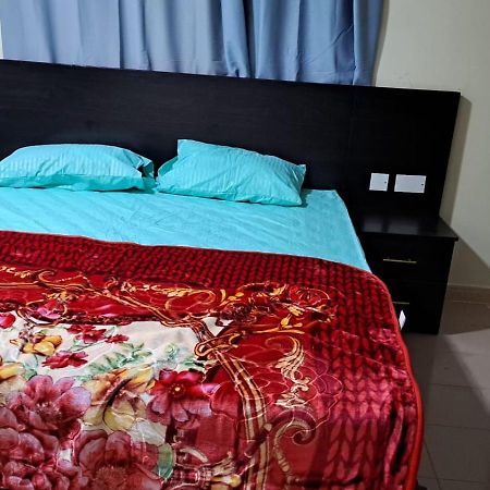 Dana Building Bed & Breakfast Muskat Bagian luar foto