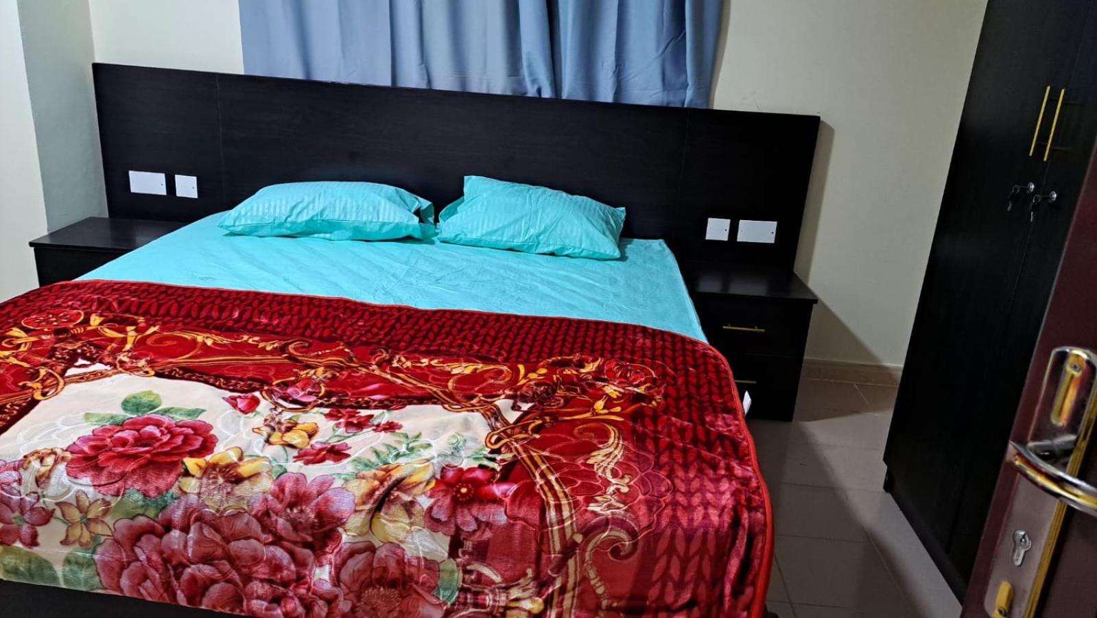 Dana Building Bed & Breakfast Muskat Bagian luar foto